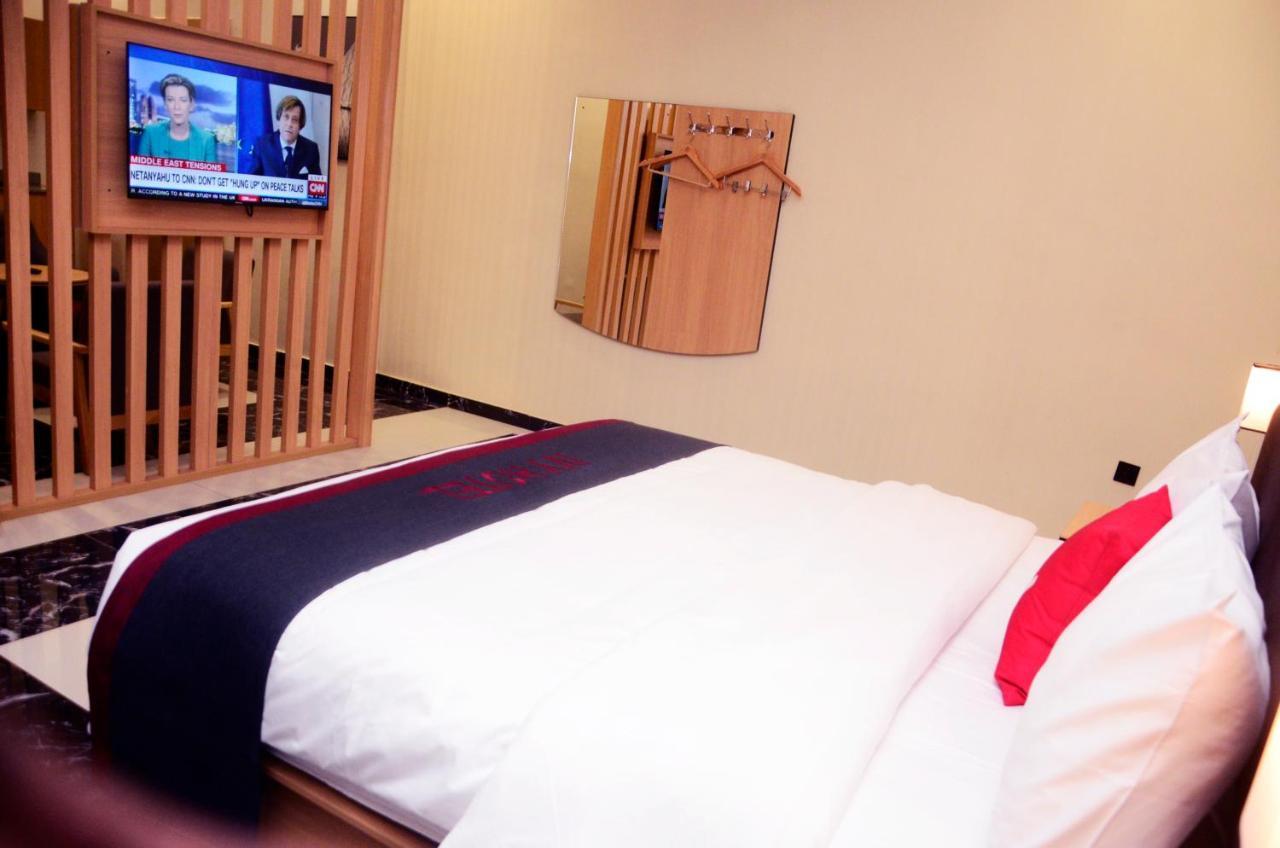 Ivy Hotel Emerald Ikeja Esterno foto